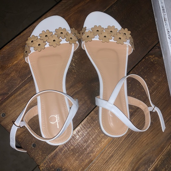 Sandals - Picture 2 of 2
